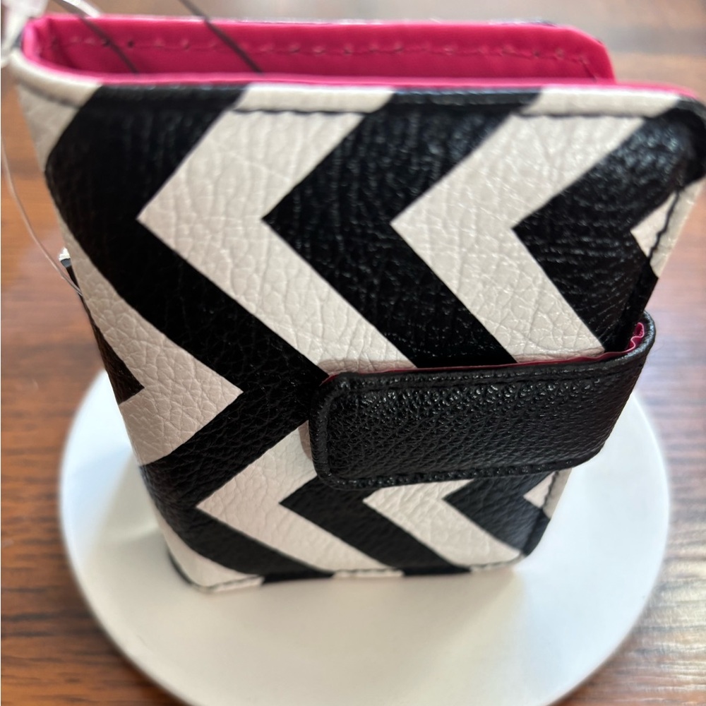 Pink and Black 20 slot card Organizer NWT
